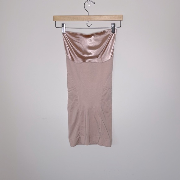 Spanx Slimmer & Shine Strapless Slip Shimmer Nude Champagne wedding date night - Picture 2 of 12